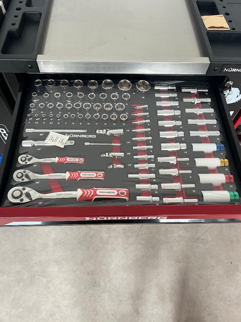 Servante d'atelier rouge